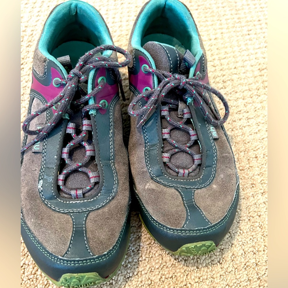 Ahnu Sneakers